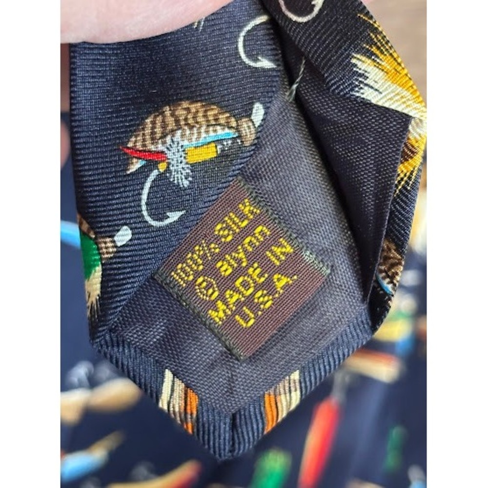 Alynn Neckwear Fishing Lures Tie "Flys, Plugs & Spoons" Creative American Silk - Picture 3 of 6